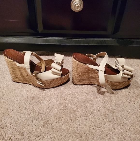 Valentino Wedges - Picture 4 of 10